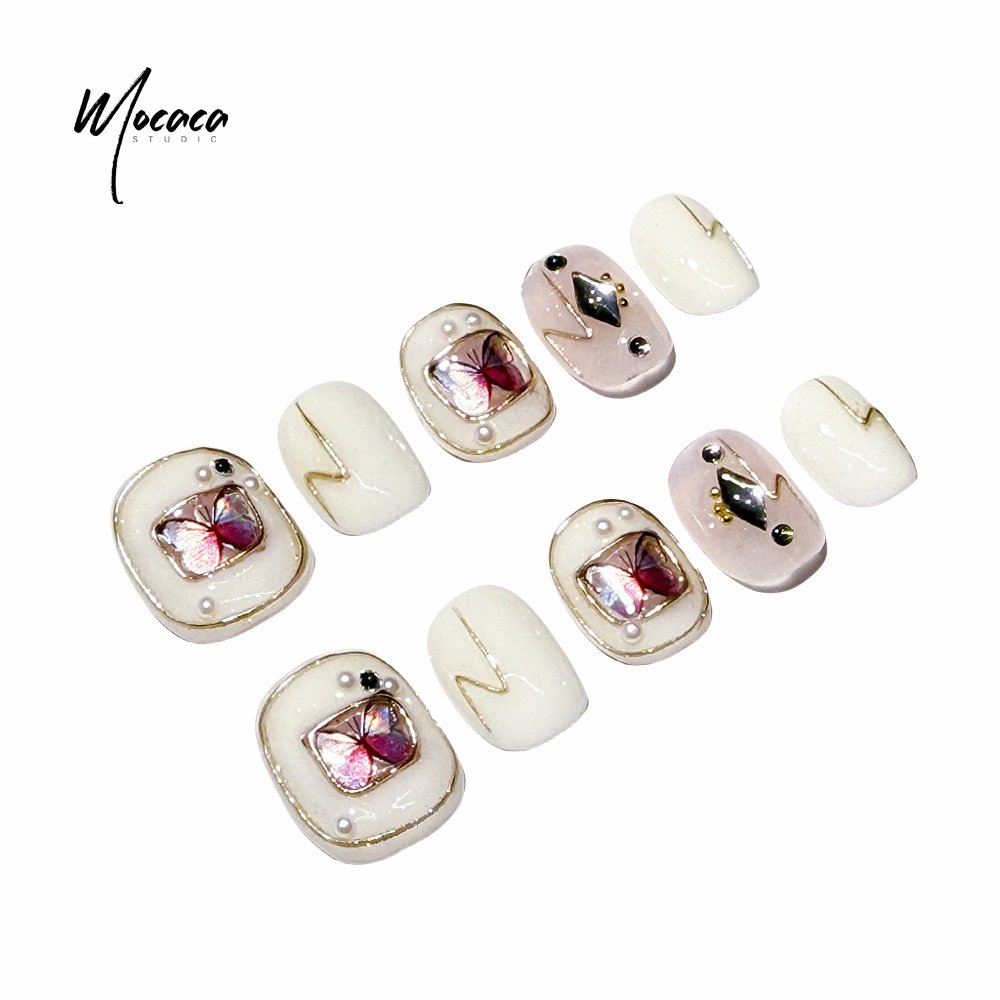 「MOCACA」Ethereal White Press-On Nails - Delicate Butterfly Design | Short & Dreamy False Nails